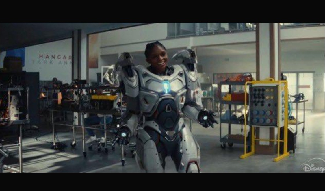 Still from Ironheart Season 1 Episode 1